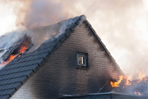 FIRE DAMAGE RESTORATION & RECONSTRUCTION